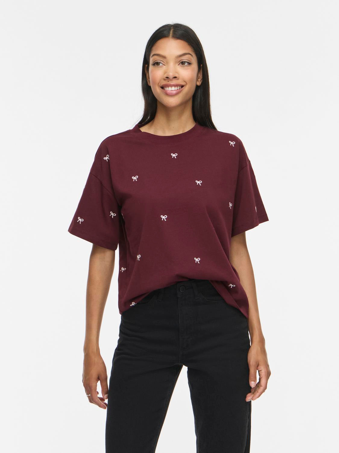 model_shot-front
